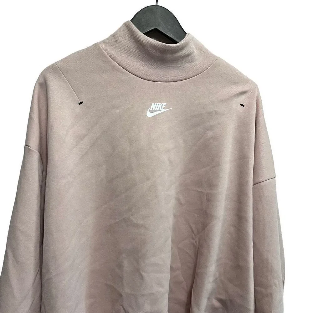 Nike women sportswear